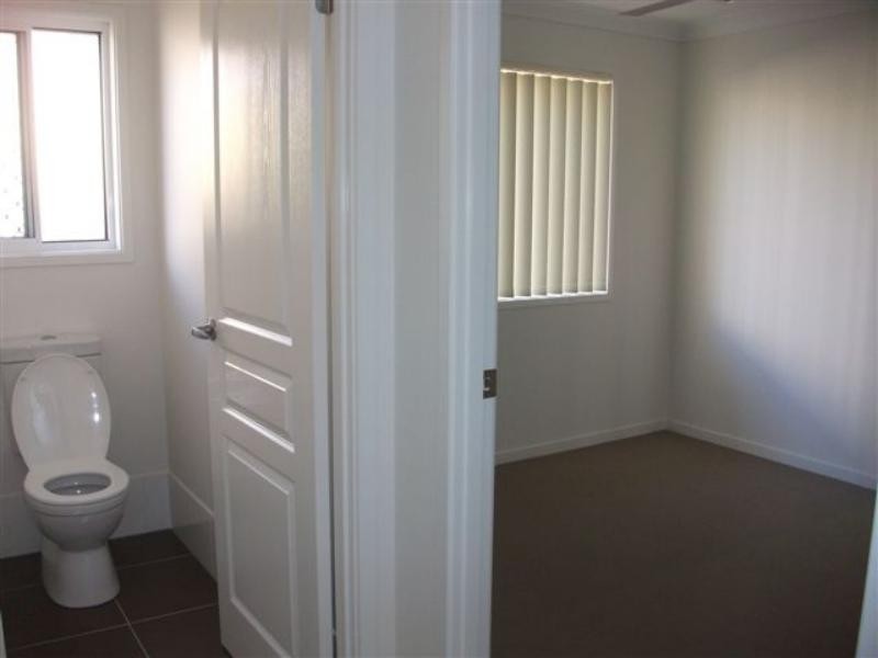 21 Pyrite St, Pimpama QLD 4209