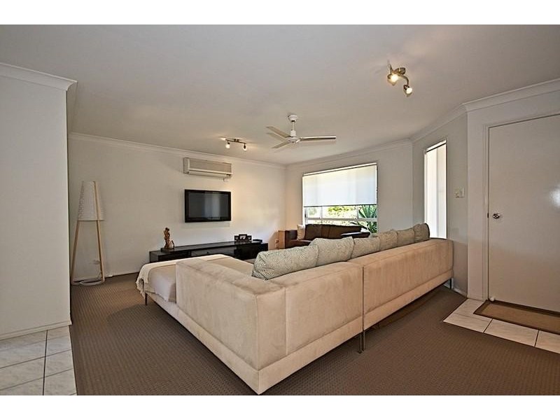 112 Henry Cotton Dr, Parkwood QLD 4214