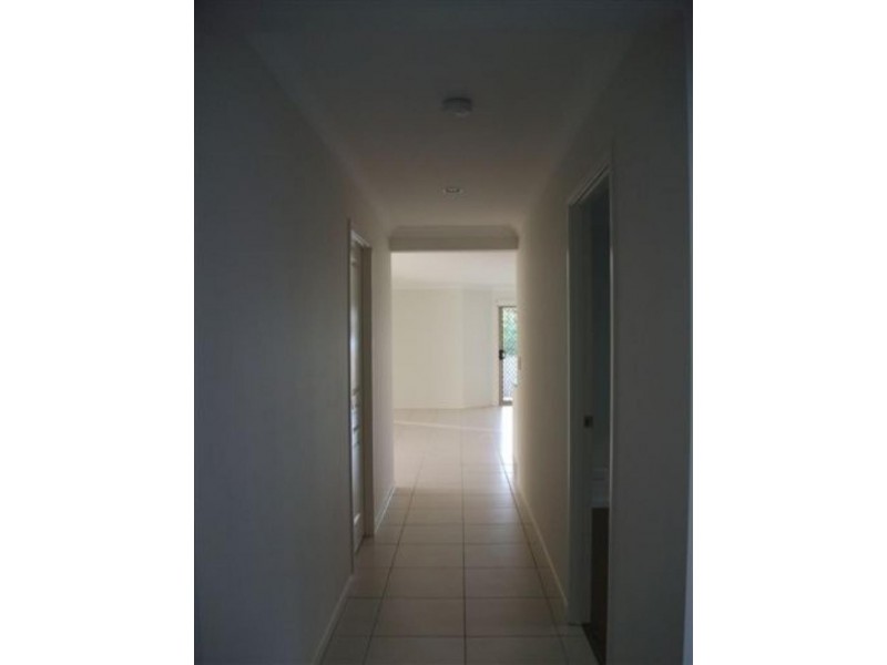 6 Pyrite St, Pimpama QLD 4209
