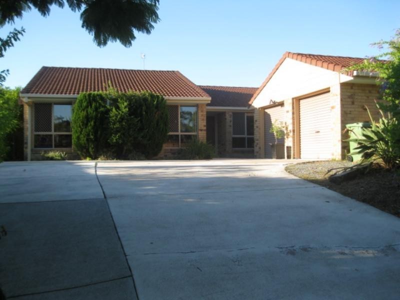 Highland Park QLD 4211