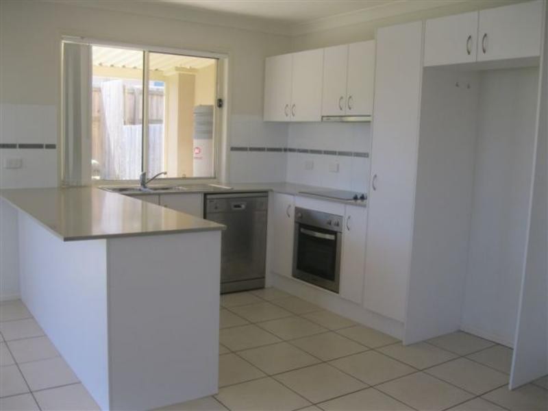 2/2 Hudson Ct, Coomera QLD 4209