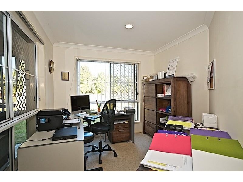 1 Delonix Ct, Arundel QLD 4214