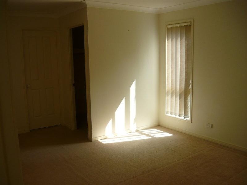 9 Woodbine Ct, Parkwood QLD 4214