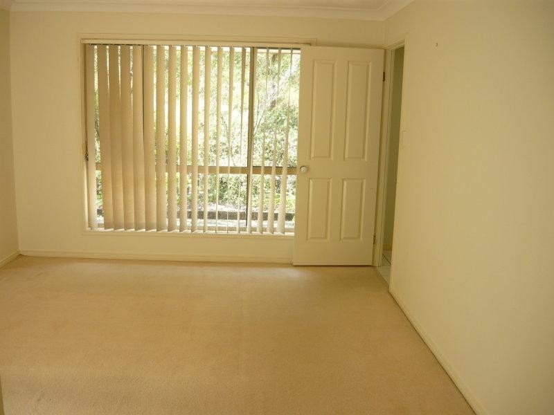 9 Woodbine Ct, Parkwood QLD 4214