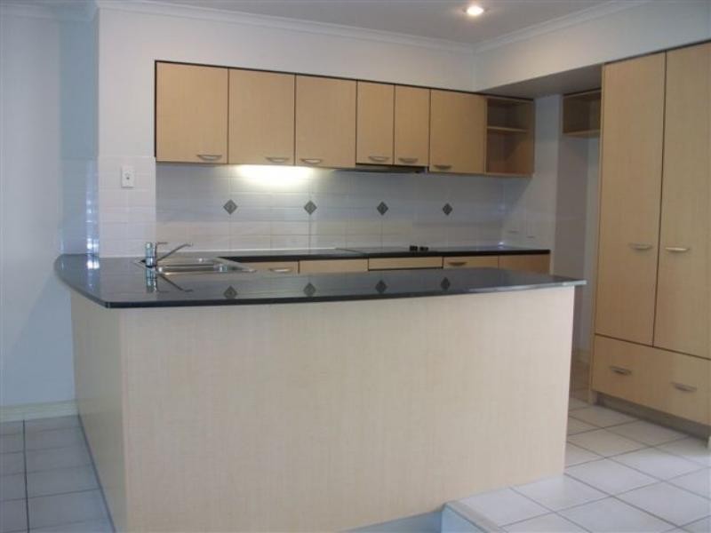 8868 Magnolia Dr, Hope Island QLD 4212