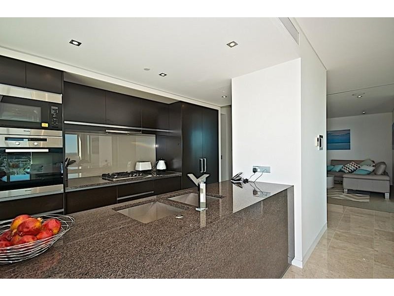 22/106 The Esp, Burleigh Heads QLD 4220