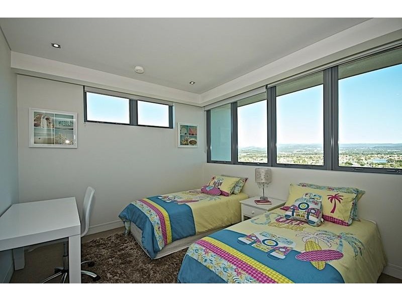 22/106 The Esp, Burleigh Heads QLD 4220