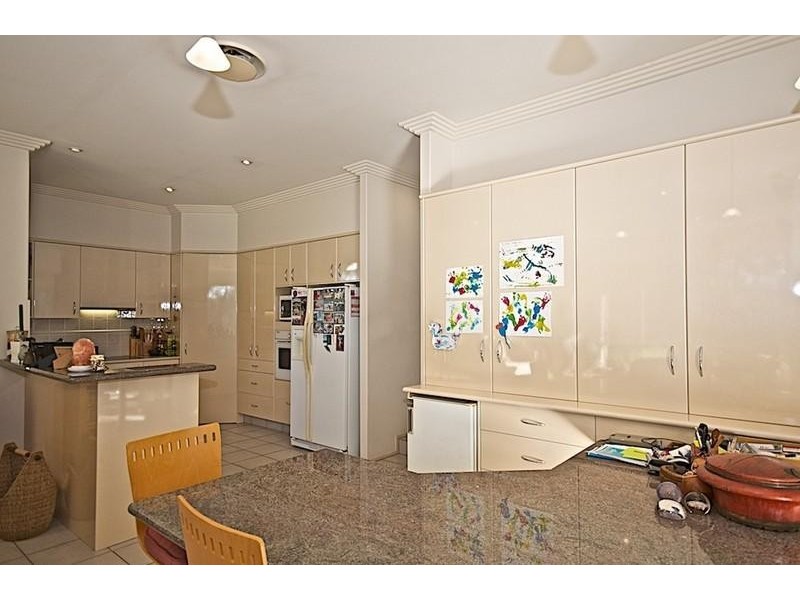 61 Chichester Dr, Arundel QLD 4214