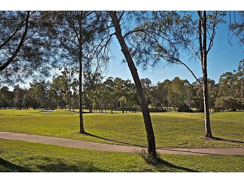 61 Chichester Dr, Arundel QLD 4214