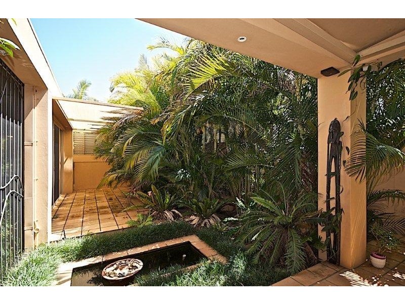 48 Fitzalan Cct, Arundel QLD 4214