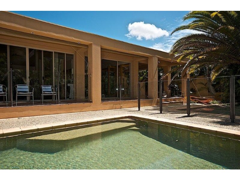 48 Fitzalan Cct, Arundel QLD 4214