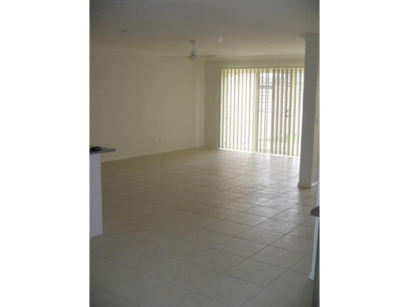 1/25 Dahlia Cres, Ormeau QLD 4208