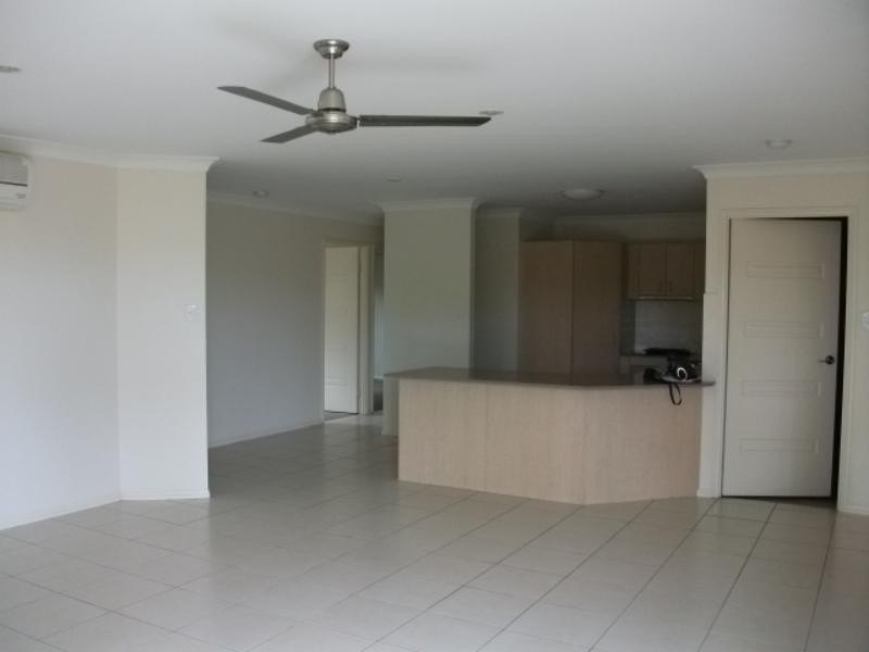 1/12 Eumundi St, Ormeau QLD 4208