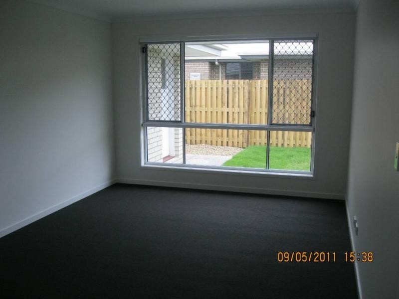 6 Breezeway Dr, Windaroo QLD 4207