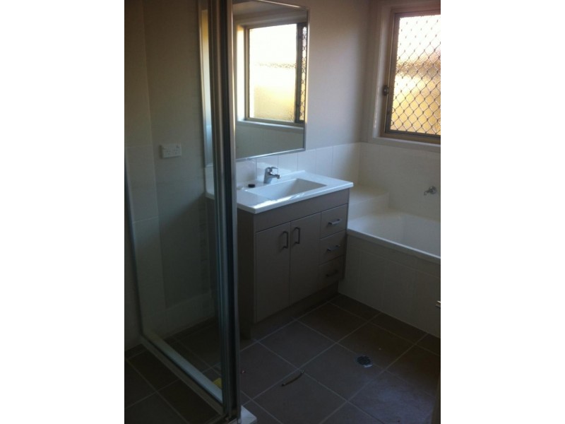 3 Montecarlo Cl, Loganlea QLD 4131