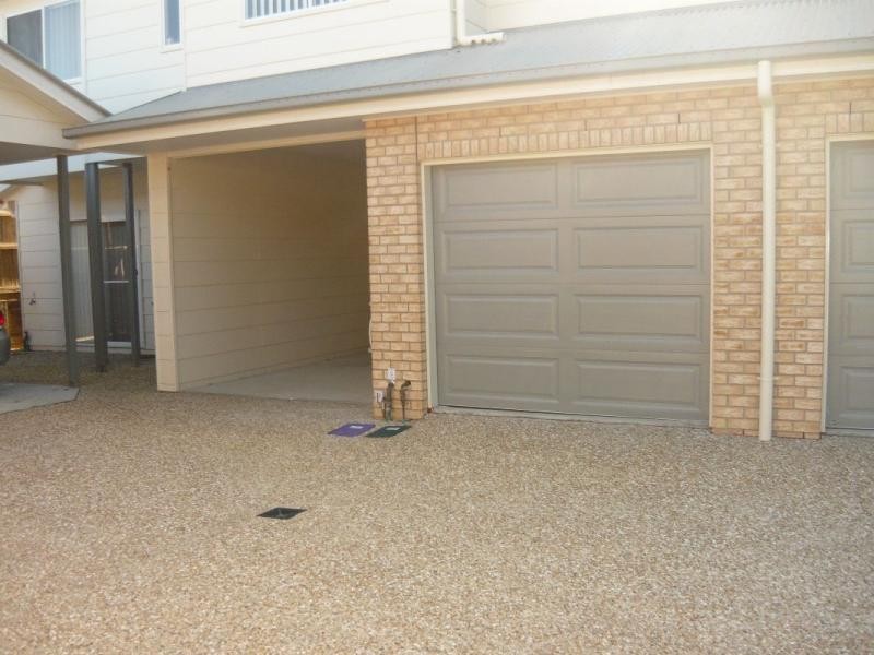 2/1 Frankland Ave, Waterford QLD 4133