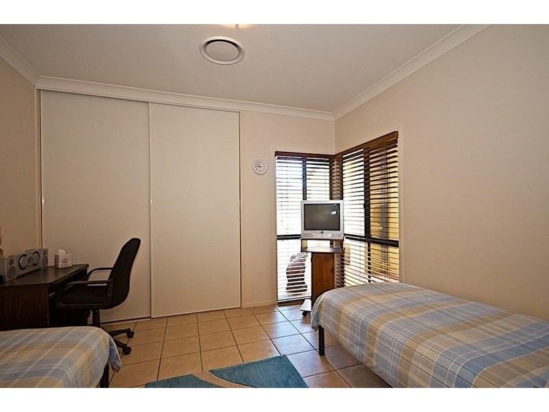 66 Christina Ryan Way, Arundel QLD 4214