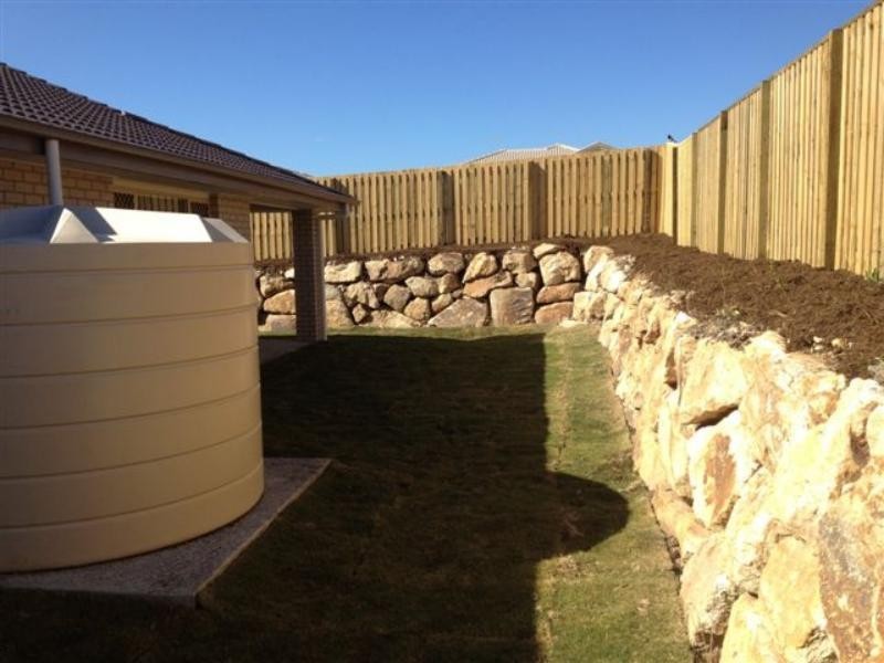 2 Zinc St, Pimpama QLD 4209