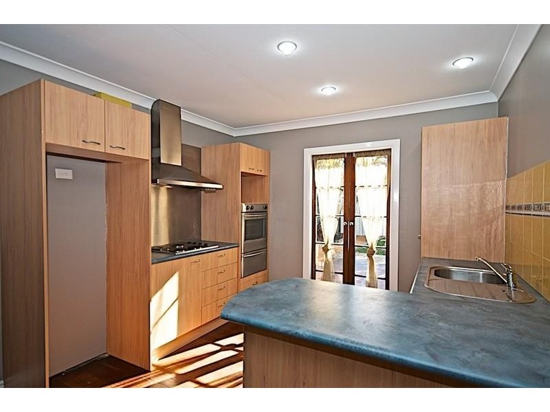 6 Chirn Lane, Labrador QLD 4215