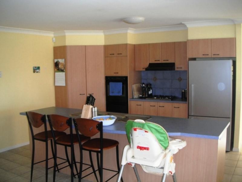 45 Howland  Cct, Pacific Pines QLD 4211