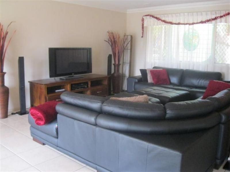 25 O’Grady Dr, Paradise Point QLD 4216