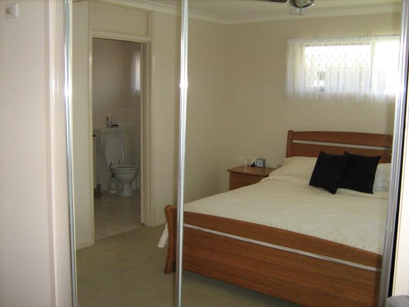 25 O’Grady Dr, Paradise Point QLD 4216