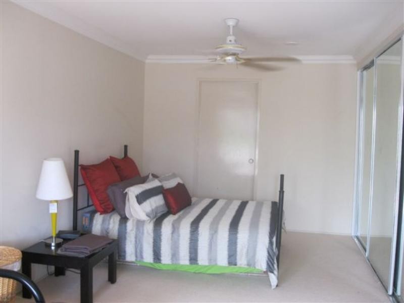 25 O’Grady Dr, Paradise Point QLD 4216