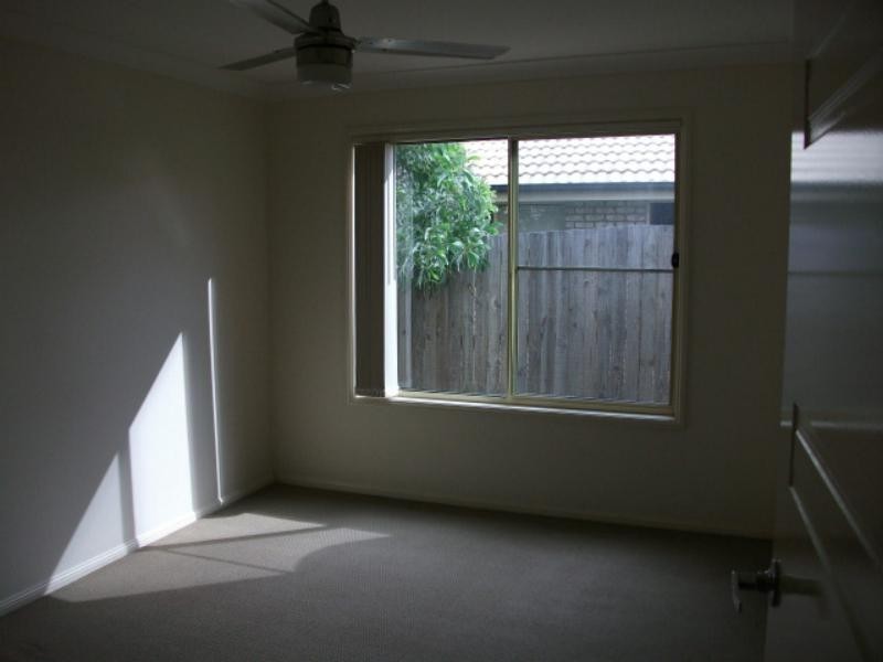 2/12 Eumundi  St, Ormeau QLD 4208