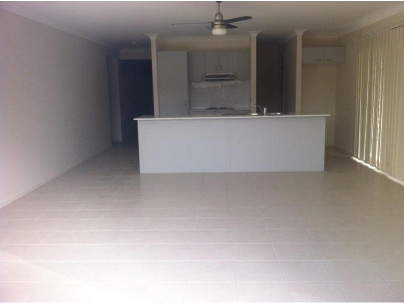 176 Haig Rd, Loganlea QLD 4131