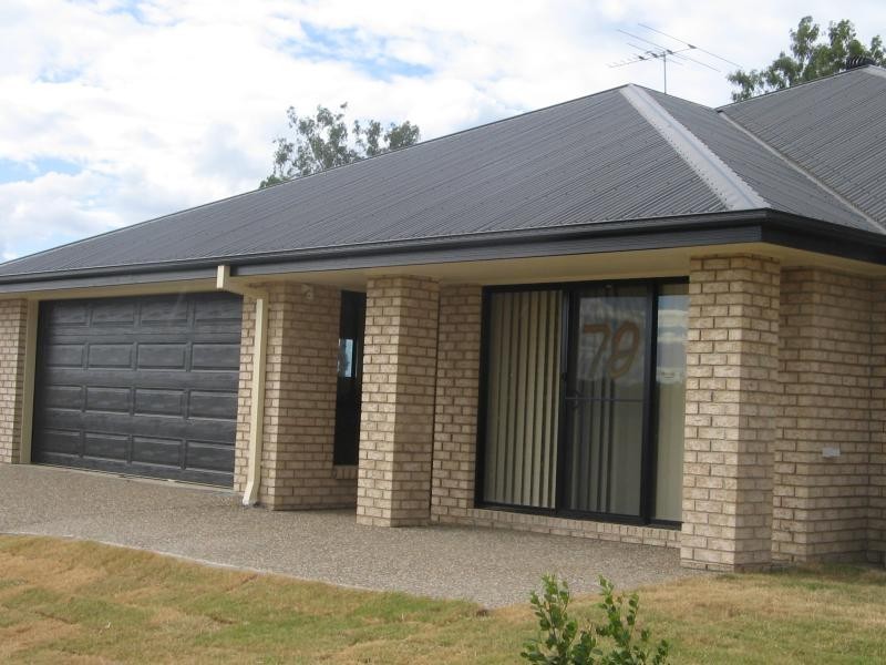 2/10 Jonquil  St, Ormeau QLD 4208