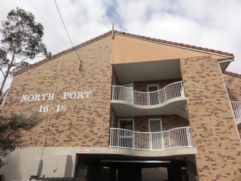 7/16-18 Abalone  Ave, Paradise Point QLD 4216