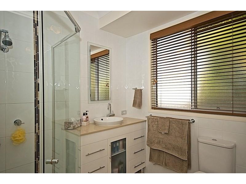 18 Forest Hills Ct, Parkwood QLD 4214