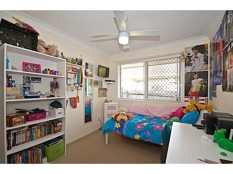 18 Forest Hills Ct, Parkwood QLD 4214