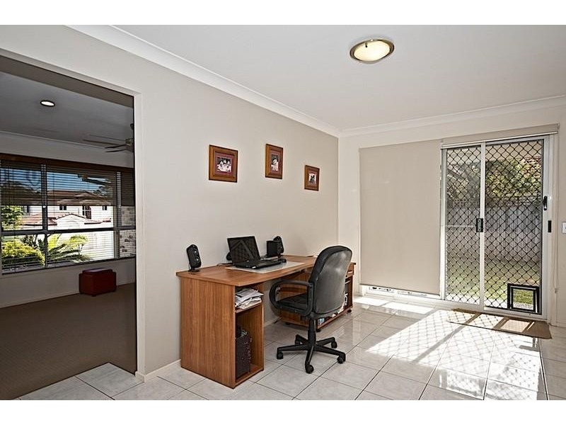 18 Forest Hills Ct, Parkwood QLD 4214