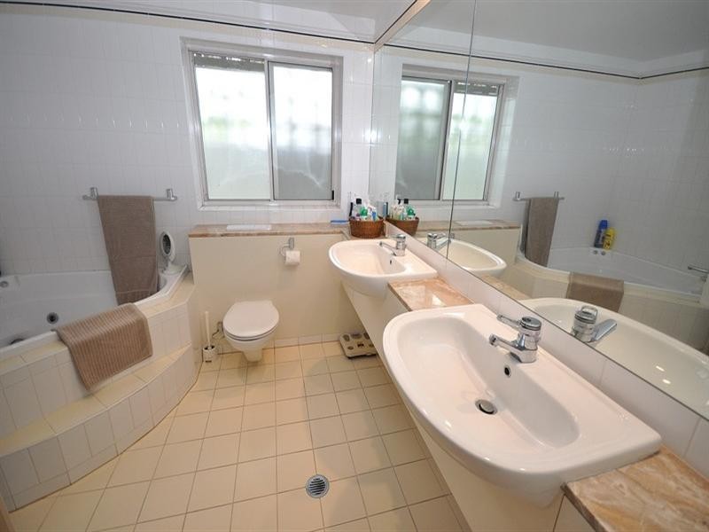 20/76 Chichester Dr, Arundel QLD 4214