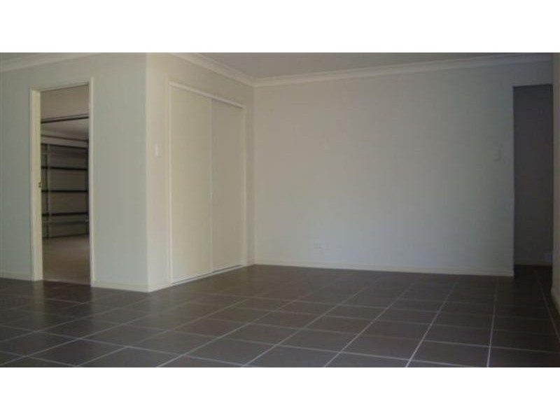 11 Christopher St, Pimpama QLD 4209