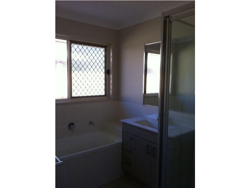 7 Montecarlo Cl, Loganlea QLD 4131