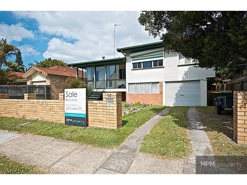 52 Parr St, Biggera Waters QLD 4216