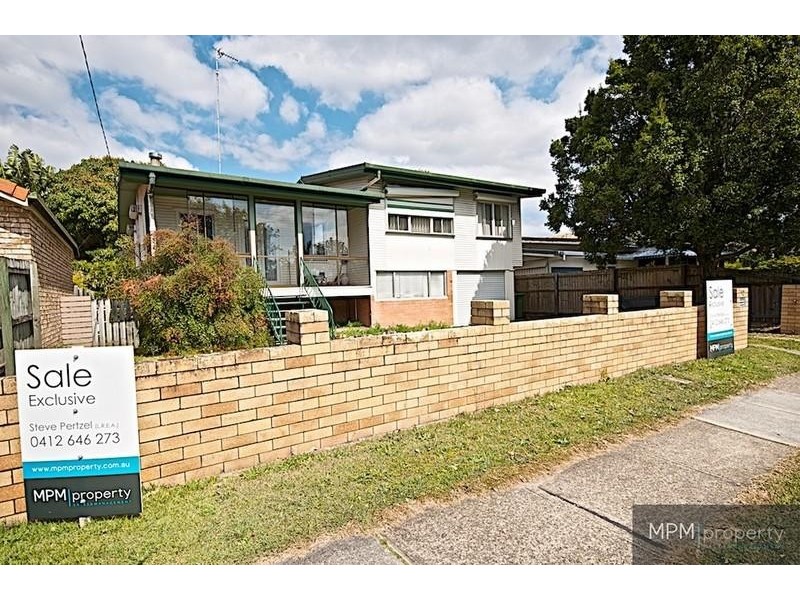 52 Parr St, Biggera Waters QLD 4216