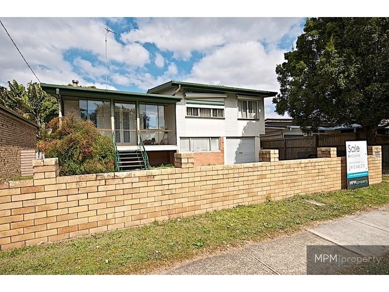 52 Parr St, Biggera Waters QLD 4216