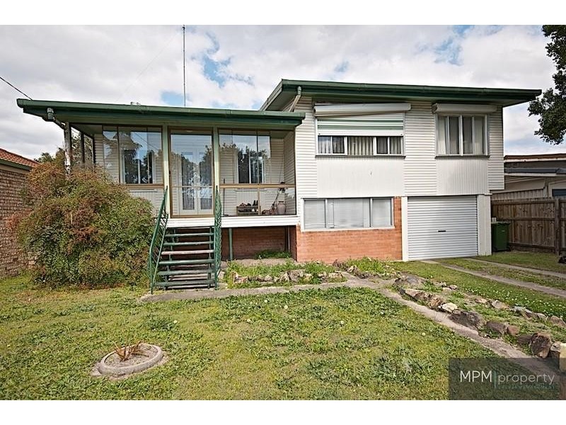 52 Parr St, Biggera Waters QLD 4216