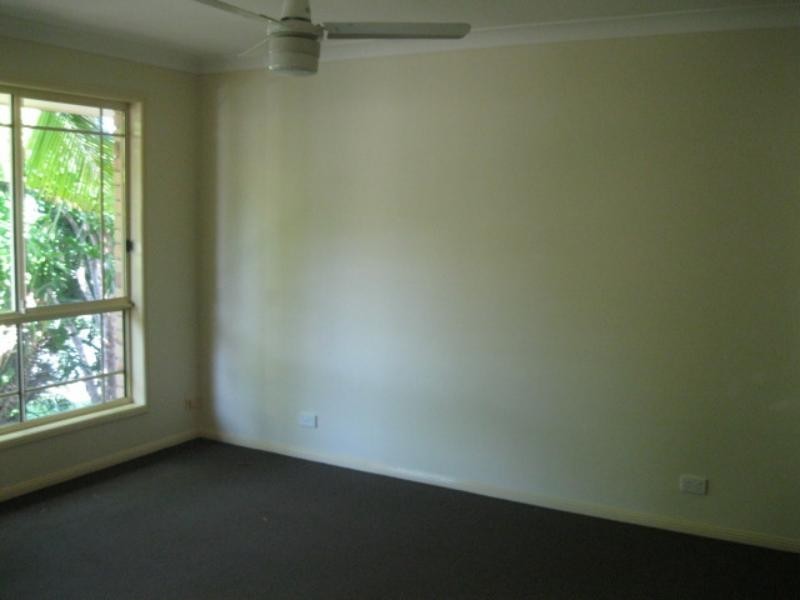 34 Alcott Ave, Parkwood QLD 4214