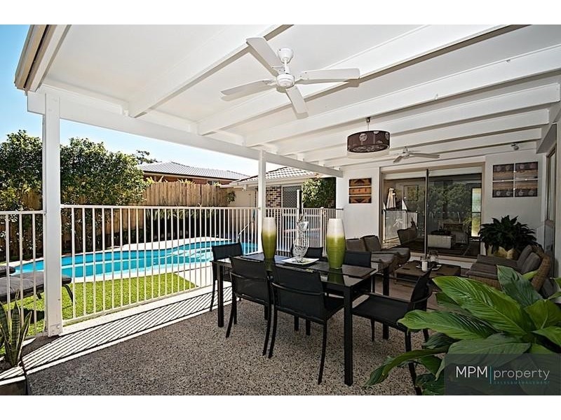 4 Bill Ct, Parkwood QLD 4214