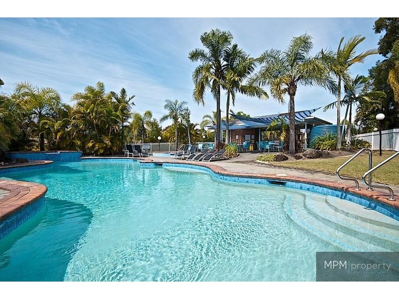 69/33 Edmund Rice Dr, Southport QLD 4215