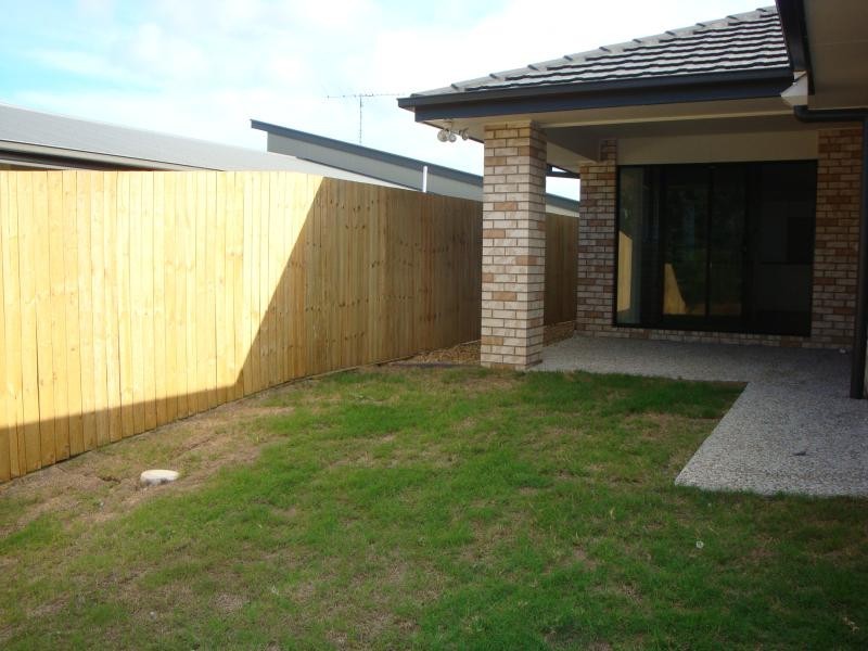 11 Christopher St, Pimpama QLD 4209