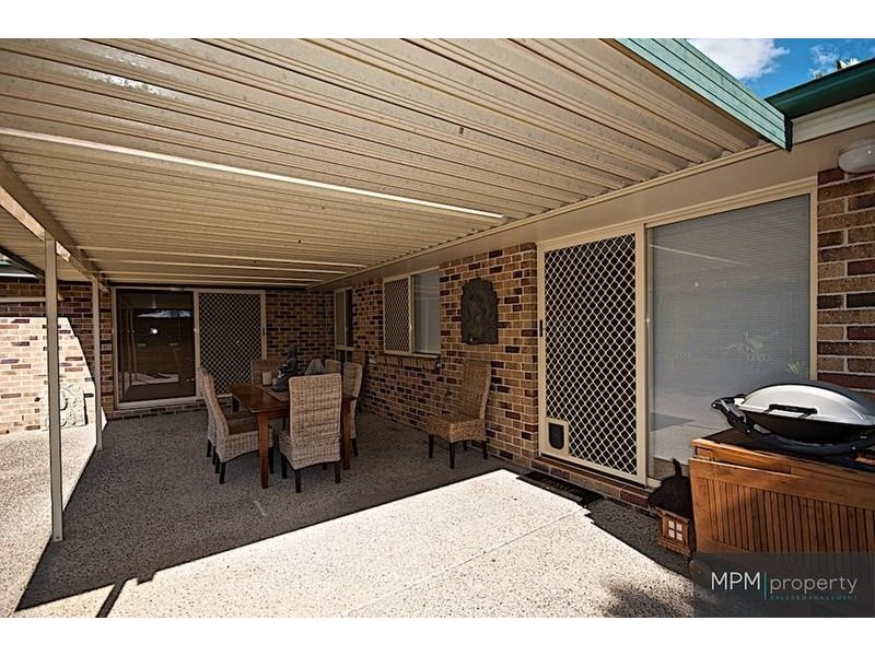 19 Ballybunion Dr, Parkwood QLD 4214