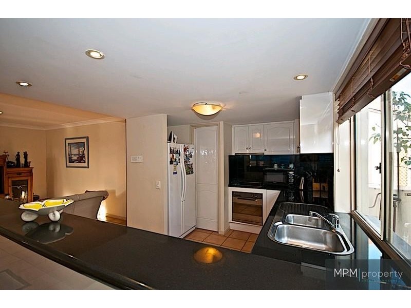 25 Highview Pl, Parkwood QLD 4214