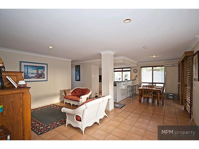 25 Highview Pl, Parkwood QLD 4214