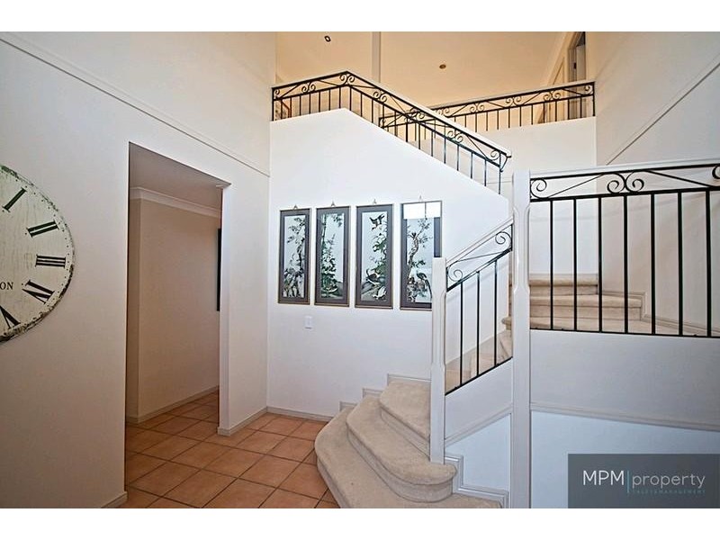 25 Highview Pl, Parkwood QLD 4214