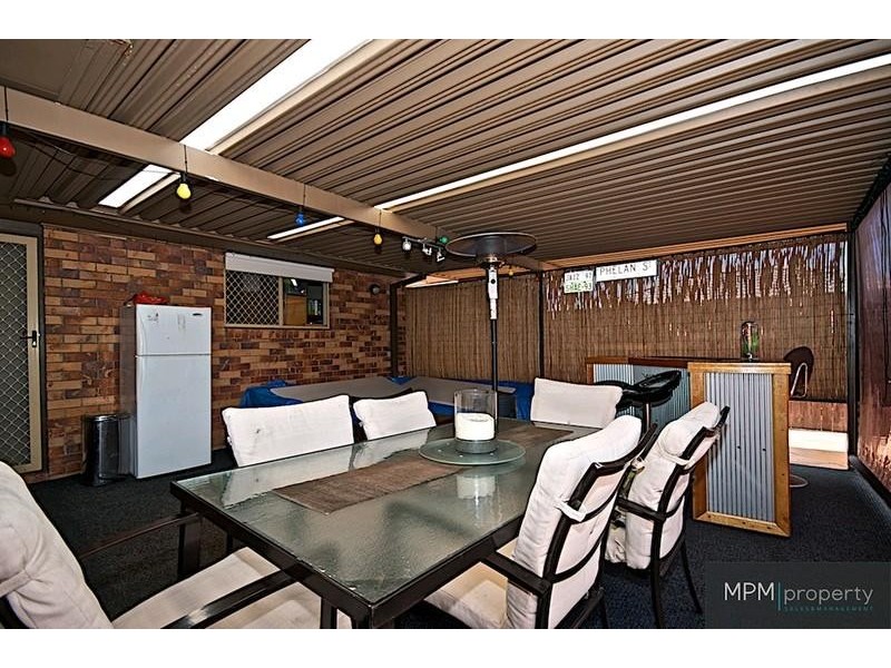 48 Greenacre Dr, Parkwood QLD 4214